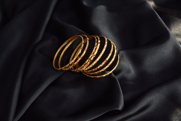 GOLD PLATTED TRADITIONAL BANGLES (SET OF 8) KH-013